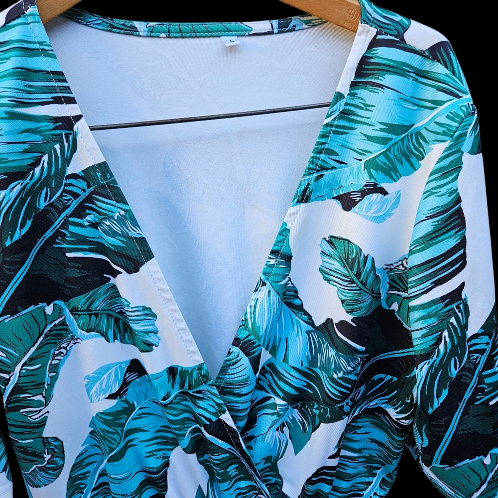 Tropical Leaf Print Kimono Size L - Picture 5 of 15